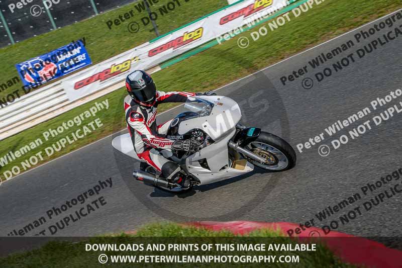 PJM Wedding Photography;enduro digital images;event digital images;eventdigitalimages;mallory park;mallory park photographs;mallory park trackday;mallory park trackday photographs;no limits trackdays;peter wileman photography;racing digital images;trackday digital images;trackday photos